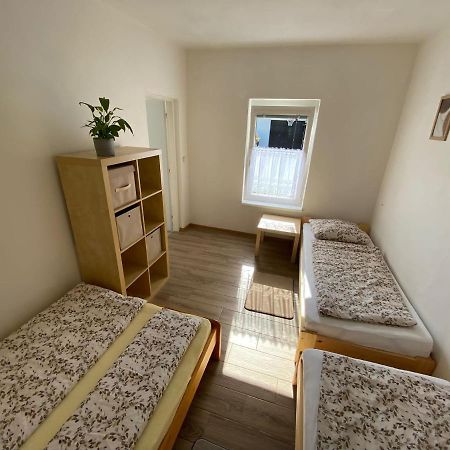Apartman Beniskovec, Suchdol Nad Luznici Ngoại thất bức ảnh